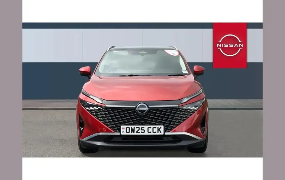 Used Nissan Qashqai N-Connecta 138 HP (101 kW) 2025 Red SUV