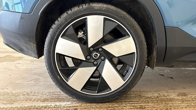 Used Volvo EX40 Ultra 295 kW (402 HP) 2025 SUV