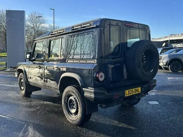 Used Ineos Grenadier 249 HP (183 kW) 2025 Blue Estate