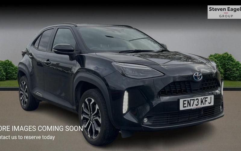 Used Toyota Yaris Hybrid Design 116 HP (85 kW) 2026 Estate