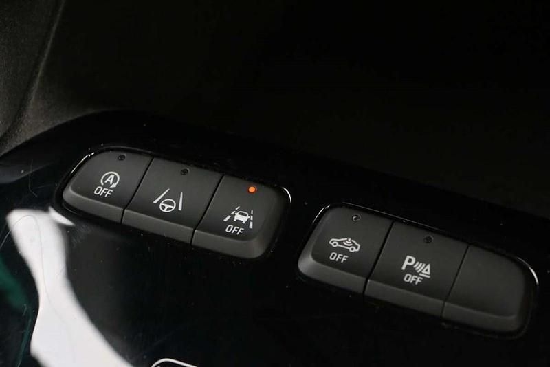 Used Vauxhall Corsa Ultimate 128 HP (94 kW) 2023 Red Hatchback