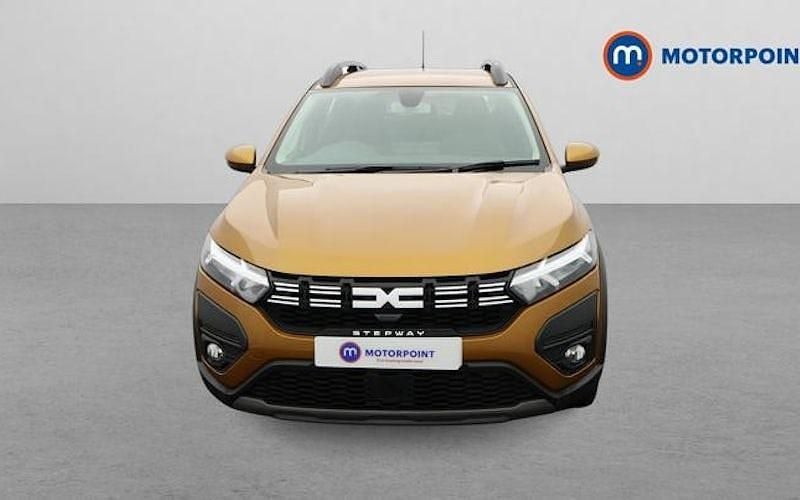 Begagnad Dacia Sandero Expression 91 HK (66 kW) 2025 Halvkombi