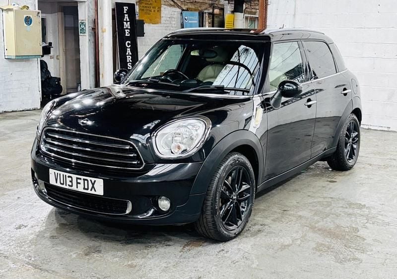 Used Mini Cooper D 2013 Black Hatchback