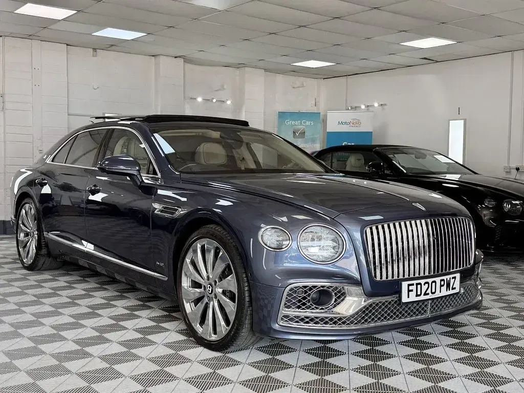 Used Bentley Flying Spur 635 HP (467 kW) 2020 Blue Sedan