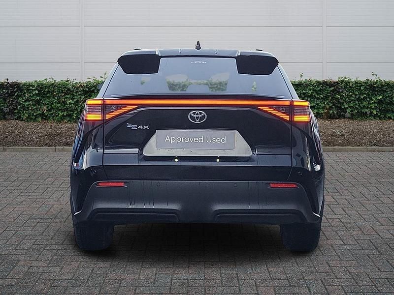 Used Toyota bZ4X 150 kW (204 HP) 2025 Black SUV