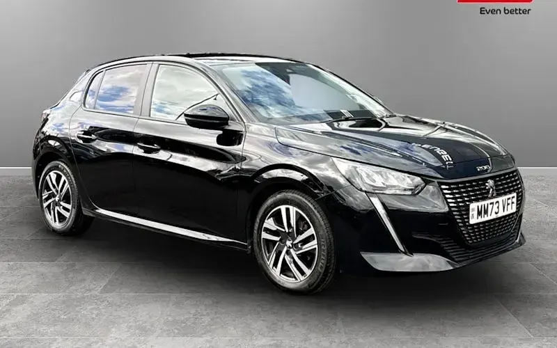 Used Peugeot 208 Active+ 75 HP (55 kW) 2023 Hatchback