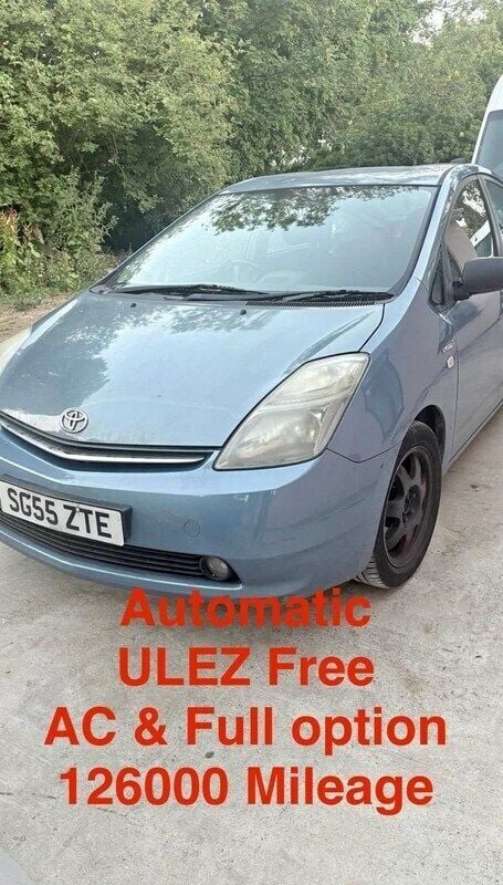 Red Used 2006 Toyota Prius T4 Hatchback | £2,695 (Good price) - Image 1/4