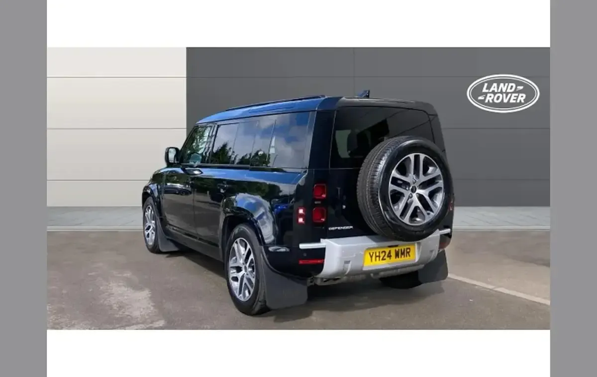Used Land Rover Defender 245 HP (180 kW) 2024 Black SUV