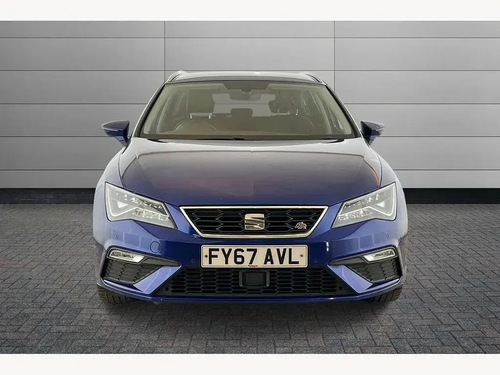 Begagnad Seat Leon FR 184 HK (135 kW) 2017 Blå Kombi