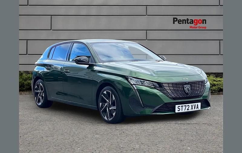 Used Peugeot 308 Allure Premium 128 HP (94 kW) 2023 Green Hatchback