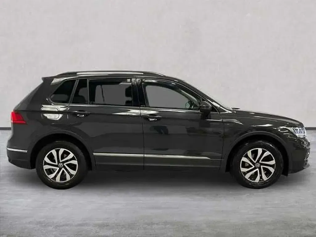 Used VW Tiguan Edition 130 HP (95 kW) 2022 Grey SUV