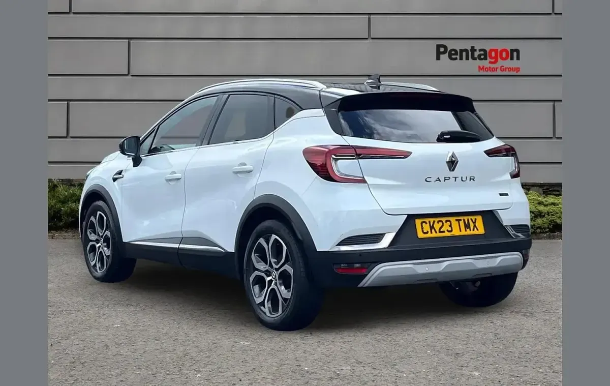 Used Renault Captur Techno 143 HP (105 kW) 2023 Other SUV