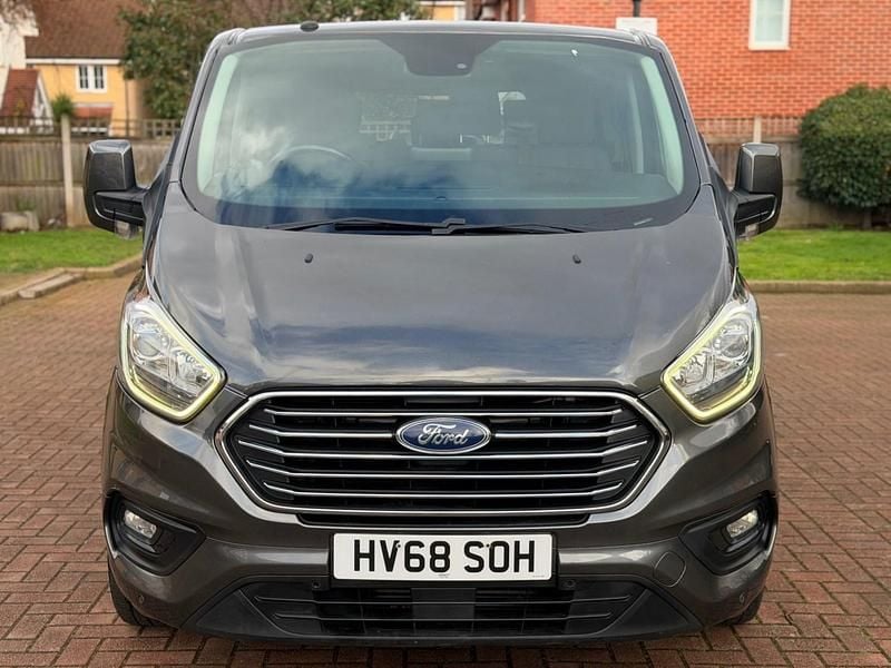 Used Ford Tourneo Titanium 170 HP (125 kW) 2018 Grey MPV