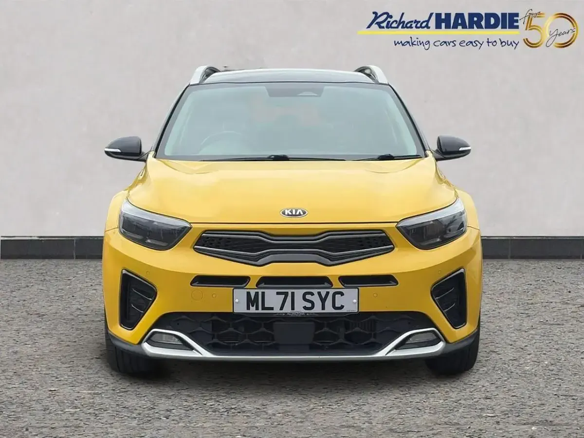Used Kia Stonic GT-Line S 118 HP (86 kW) 2021 Yellow SUV