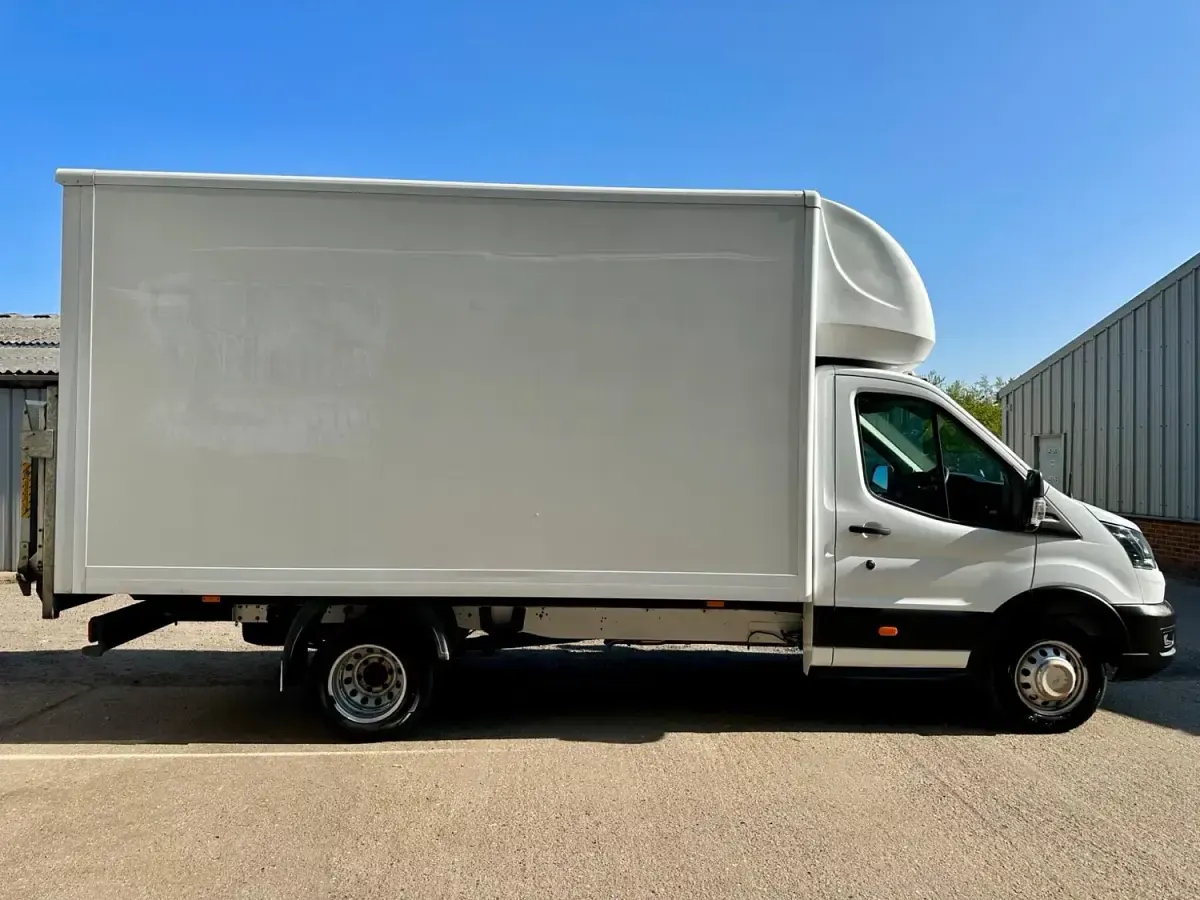 Second-hand Ford Transit S 130 CP (95 kW) 2020 Alb Cabrio