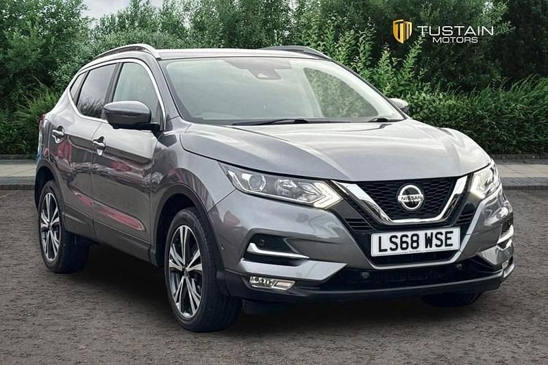Used Nissan Qashqai N-Connecta 110 HP (80 kW) 2018 Grey SUV