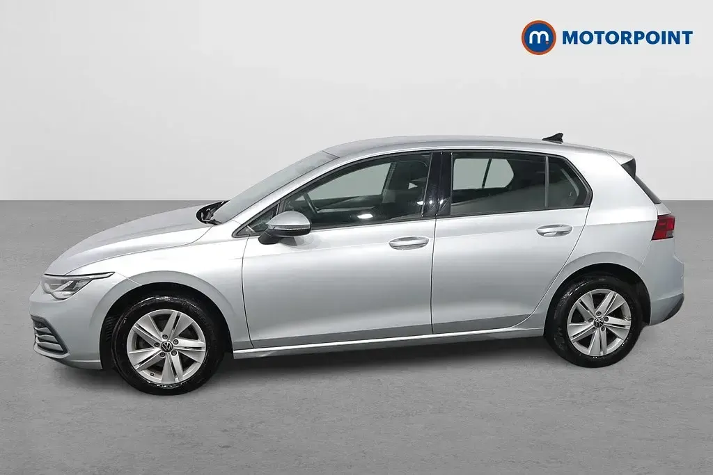 Usado VW Golf VIII Life 2022 Prateado Citadino