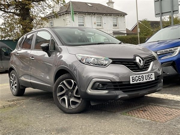 Grey black Used 2019 Renault Captur Iconic SUV | £10,200 (Fair price) - Image 1/1