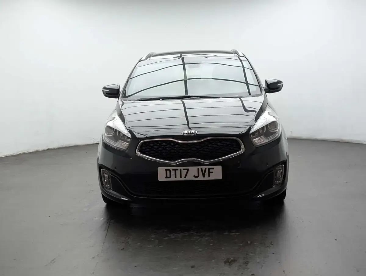 Used Kia Carens 2017 Black MPV