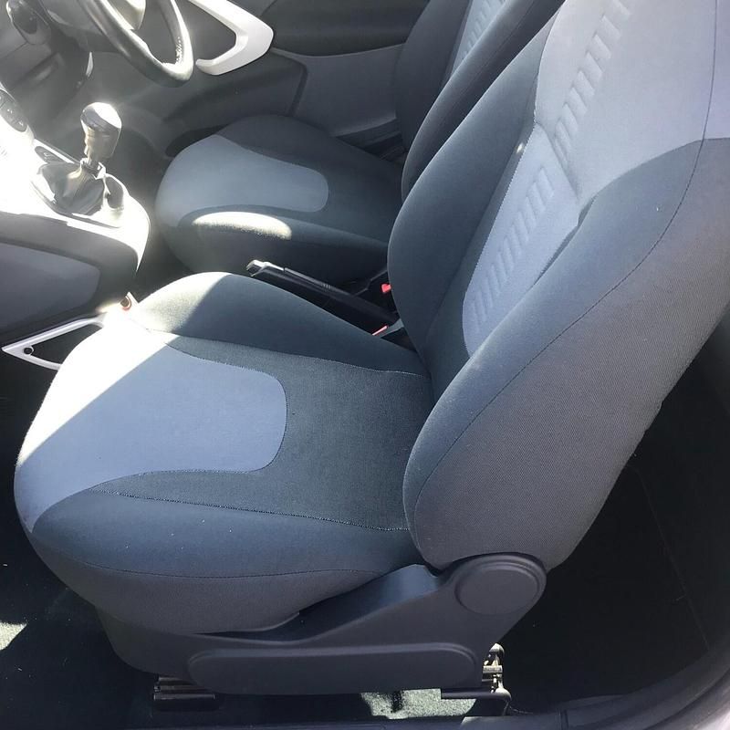 Used Ford Ka Titanium 75 HP (55 kW) 2011 Silver Hatchback