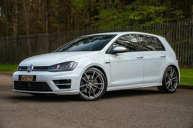 Used VW Golf VII R 2016 White Hatchback