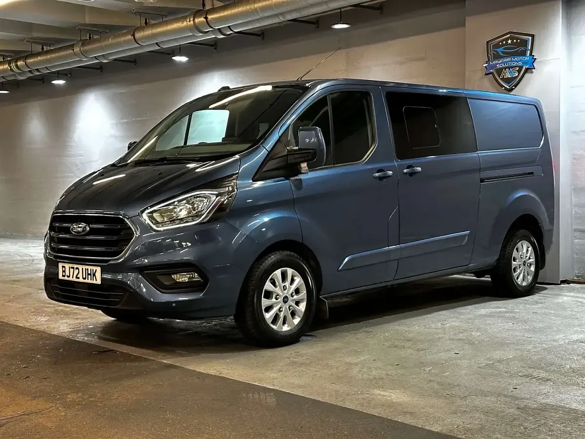 Used Ford Transit Custom Limited 170 HP (125 kW) 2022 Blue Van