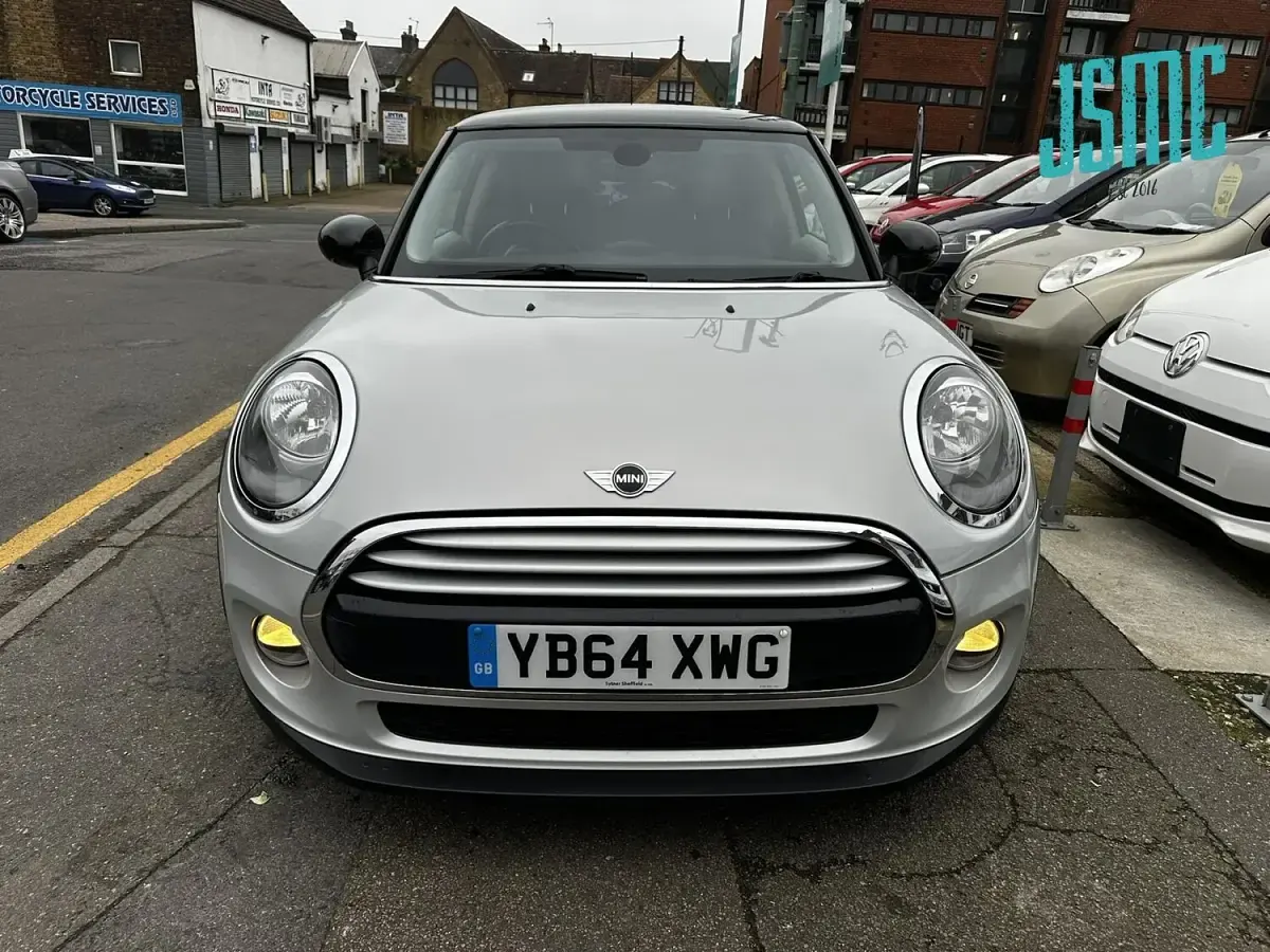 Used Mini Cooper D Hatch 116 HP (85 kW) 2014 Silver Hatchback