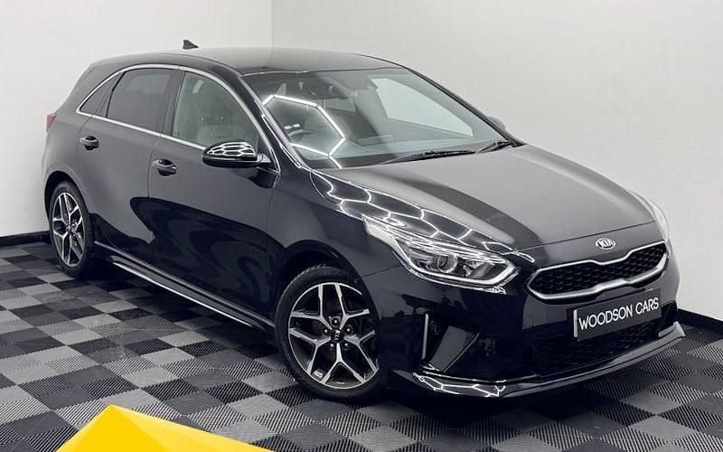 Used 2023 Kia Ceed GT-Line Hatchback | £13,650 (Good price) - Image 1/3