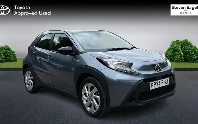 Used Toyota Aygo X PURE 72 HP (52 kW) 2025 SUV