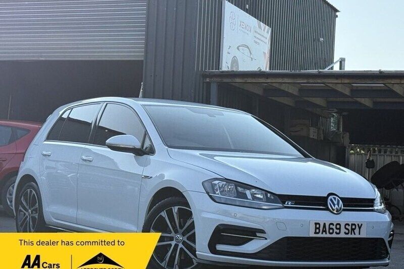White Used 2019 VW Golf VII R-line Hatchback | £15,790 (Fair price) - Image 1/1