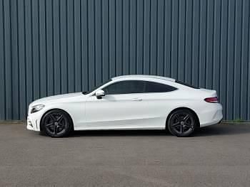 Used Mercedes C300 AMG line 258 HP (189 kW) 2019 White Coupe