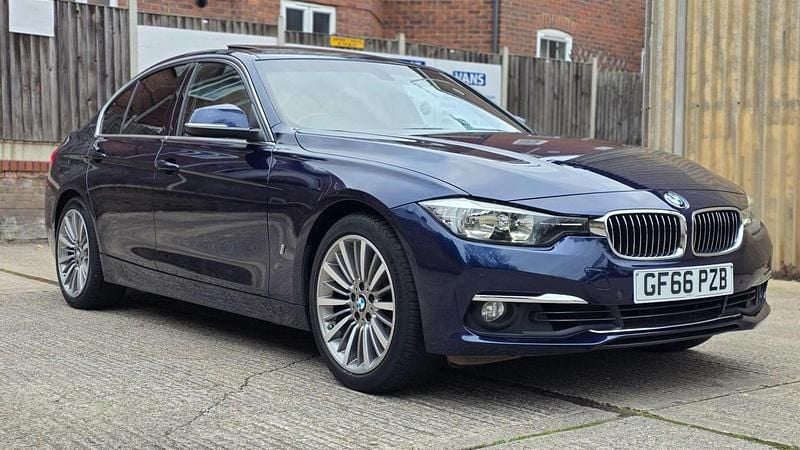 Used BMW 330e Luxury Line 2017 Blue Sedan