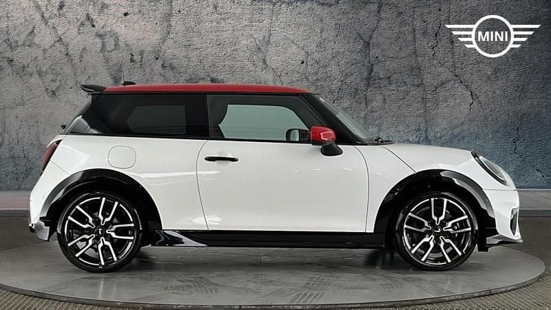 Used Mini Cooper S Hatch 201 HP (147 kW) 2024 White Hatchback