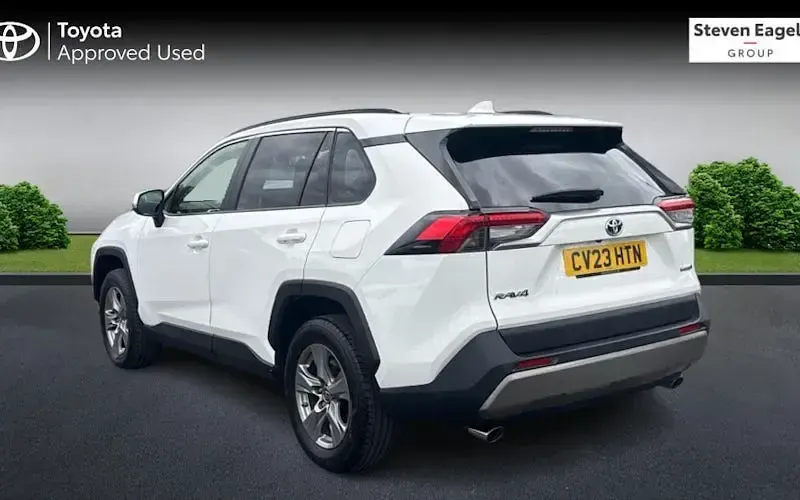 Used Toyota RAV4 Hybrid 218 HP (160 kW) 2022 White SUV