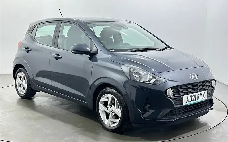 Used Hyundai i10 SE 67 HP (49 kW) 2023 Hatchback