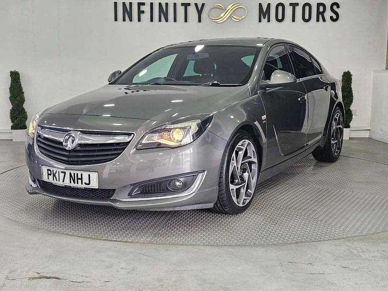 Used Vauxhall Insignia SRi 170 HP (125 kW) 2017 Grey Hatchback