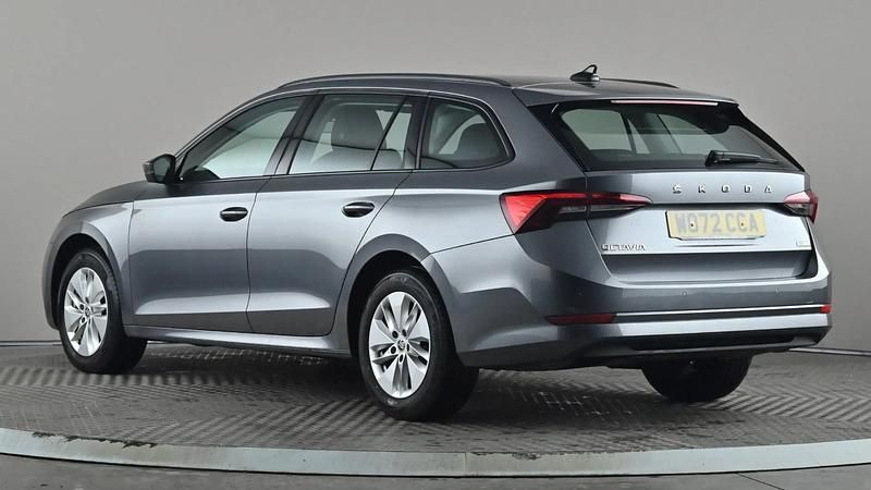 Used Skoda Octavia SE Technology 110 HP (80 kW) 2023 Grey Estate