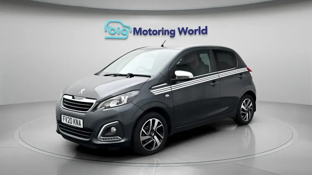 Used Peugeot 108 Collection 72 HP (52 kW) 2020 Grey Hatchback