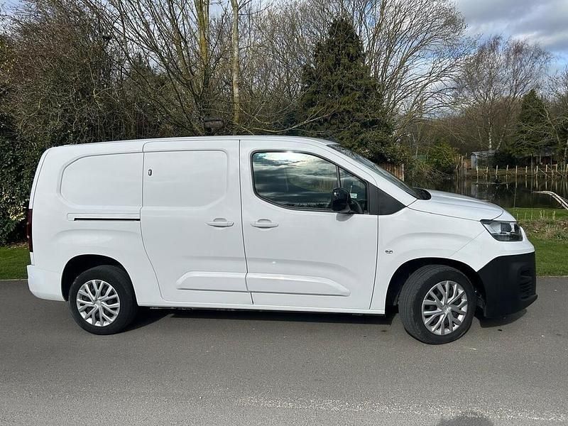 Used Fiat Doblò 2023 White MPV