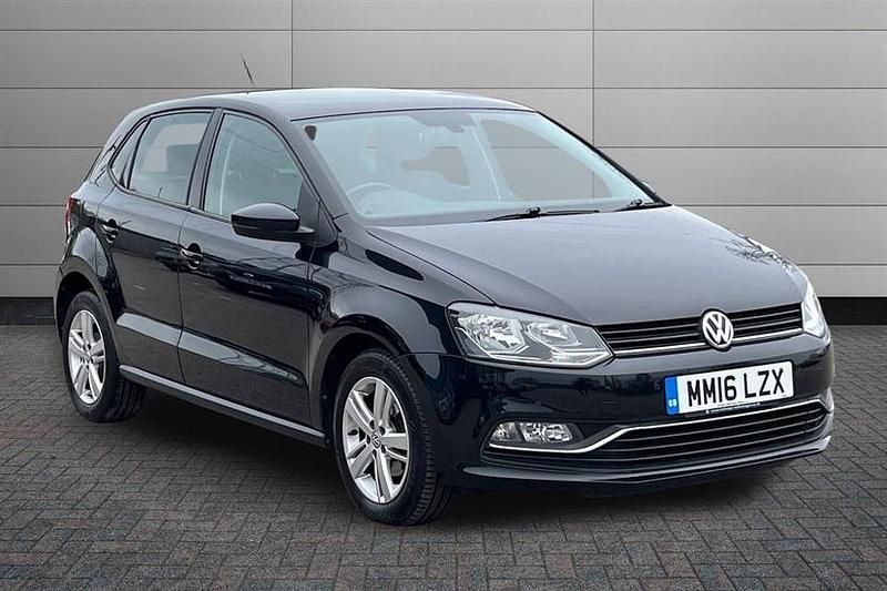Used VW Polo Match 60 HP (44 kW) 2016 Black Hatchback