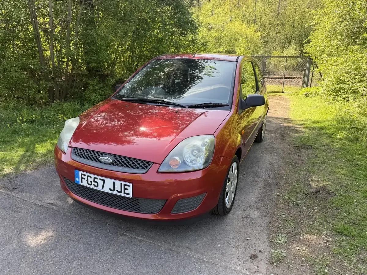 Used Ford Fiesta Style 75 HP (55 kW) 2007 Red Hatchback