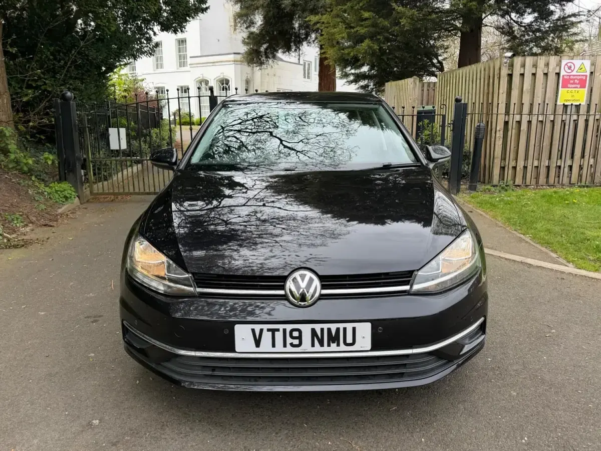 Used VW Golf VII SE 150 HP (110 kW) 2019 Black Hatchback