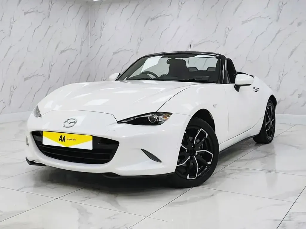 Usado Mazda MX5 131 HP (96 kW) 2016 Branco Cabrios