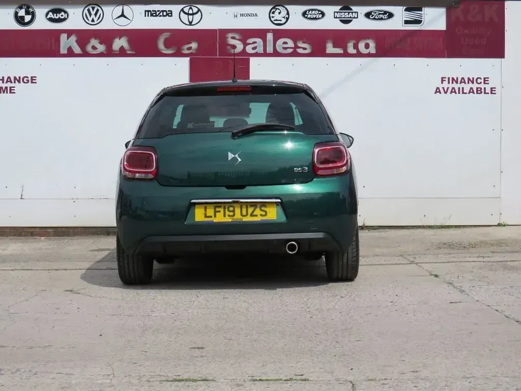 Used DS Automobiles DS3 Connected Chic 2019 Green Hatchback