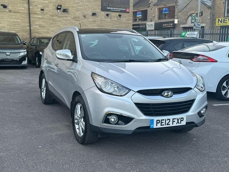 Silver Used 2012 Hyundai ix35 Premium SUV | £3,500 (Fair price) - Image 1/4