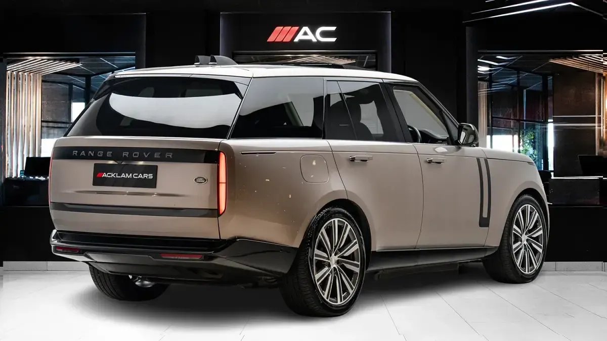 Used Land Rover Range Rover SE 440 HP (323 kW) 2023 Bronze SUV