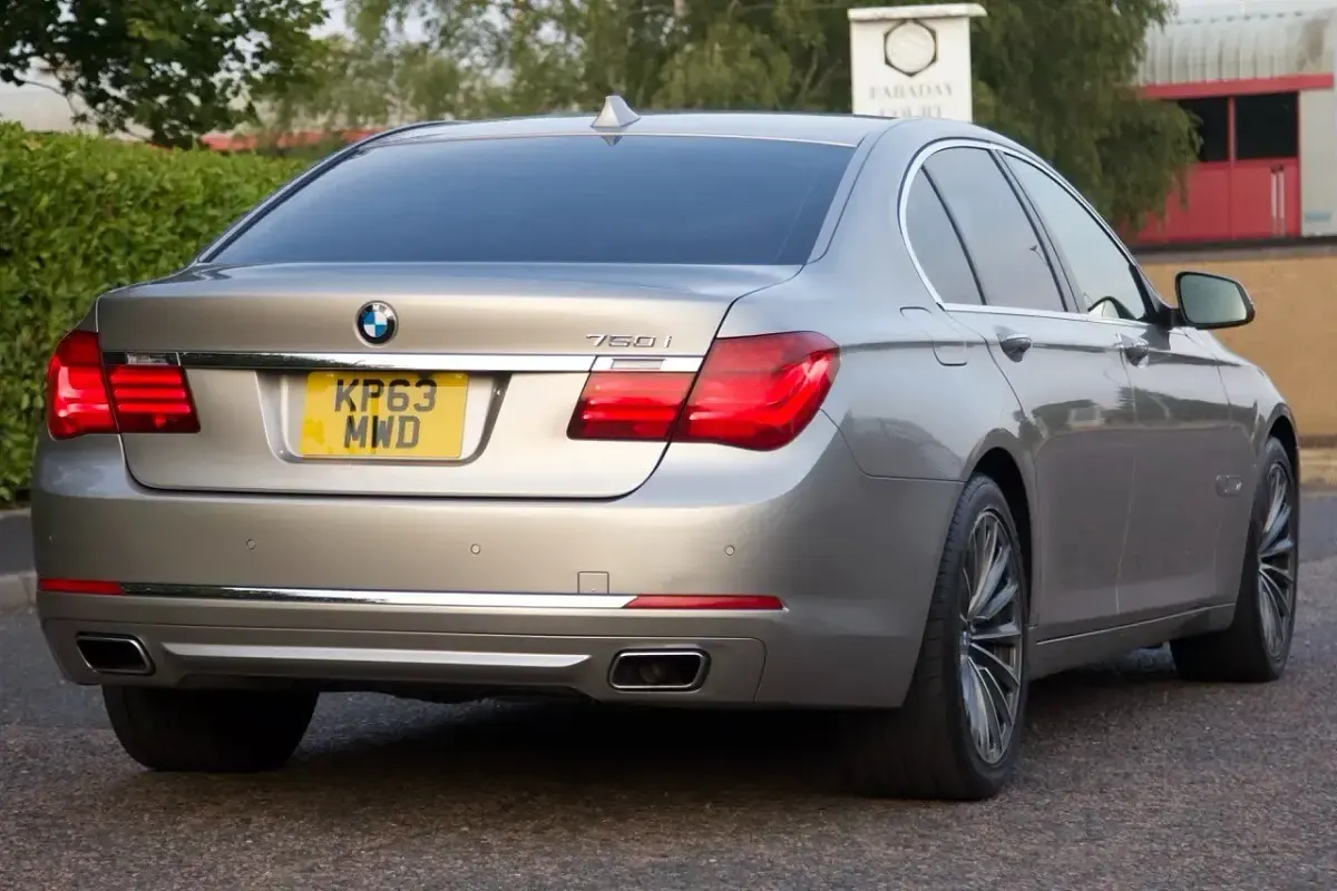 Used BMW 750 Comfort Edition 2013 Gold Sedan