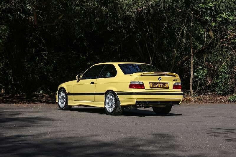 Used BMW M3 Performance 321 HP (236 kW) 2013 Yellow Coupe