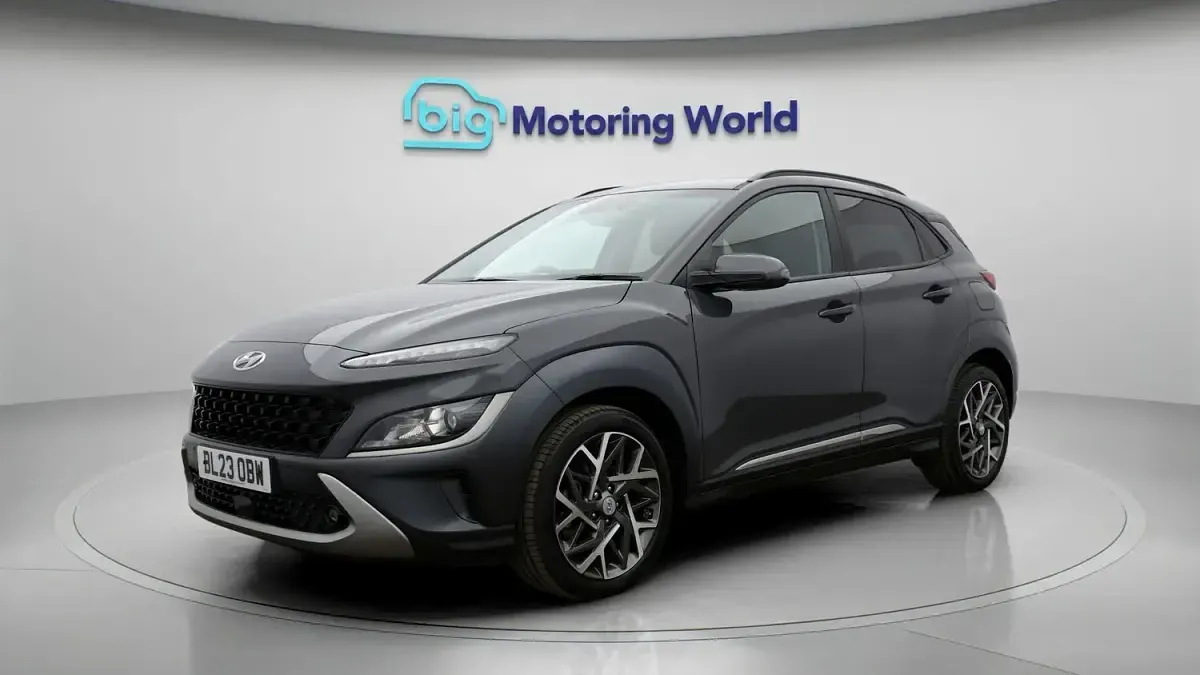 Used Hyundai Kona Premium 141 HP (103 kW) 2023 Grey SUV