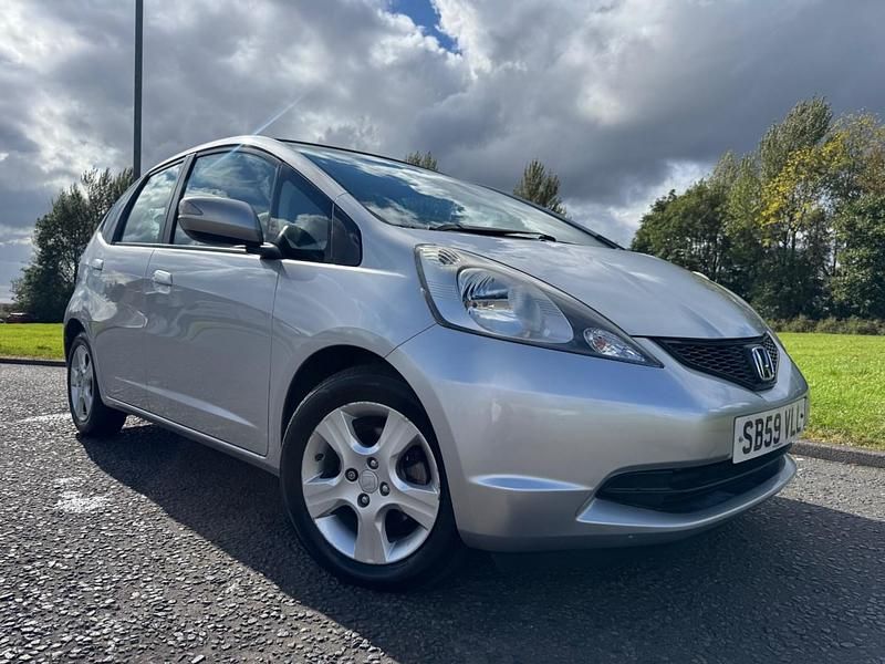 Silver Used 2009 Honda Jazz ES Hatchback | £4,995 (Good price) - Image 1/4